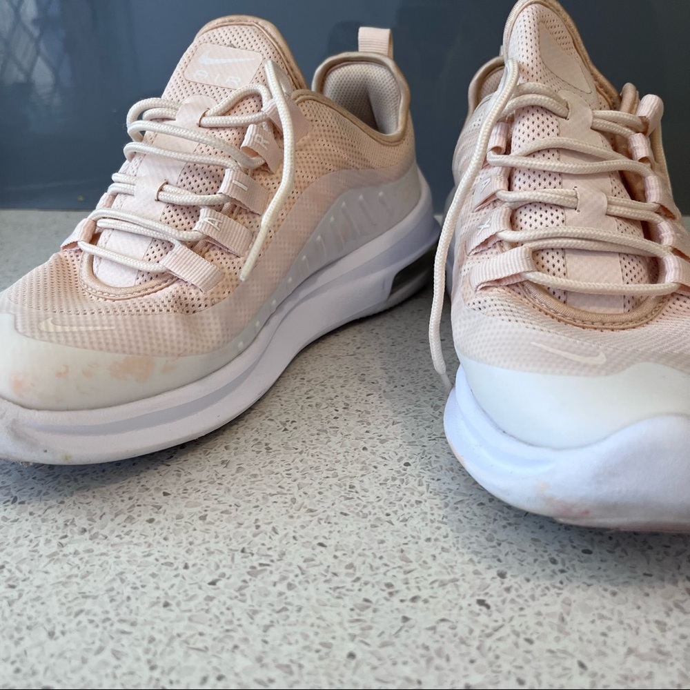 Nike air max sneakers Size UK5.5/EU39: fits AU8 - Picture 3 of 10